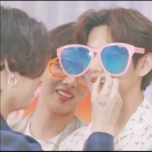 Meet your Posher, Genesis esther